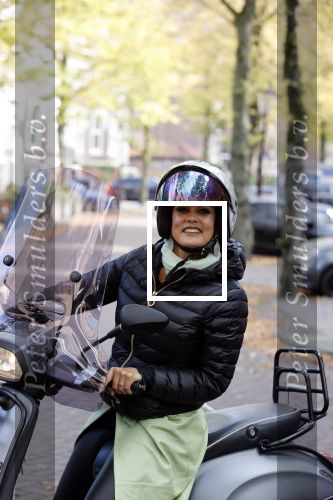 Amsterdam 11 oktober 2021
Presentatie fit platform van Antje Monteiro fit at home health & lifestyle. Chimene v Oosterhout en tanja Jess kwamen op vespa scooter
