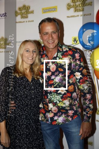 Amsterdam 3 oktober 2021
Premiere grote sinterklaasfilm in Pathe Noord.
Chris Tates en partner Loes Worm