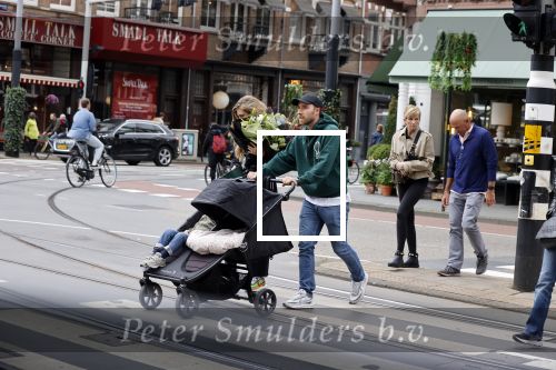 Amsterdam 1 september 2021
Christian Eriksen en zijn vrouw zijn met hun kinderen in Amsterdam. Ze slapen in het conservatorium hotel.