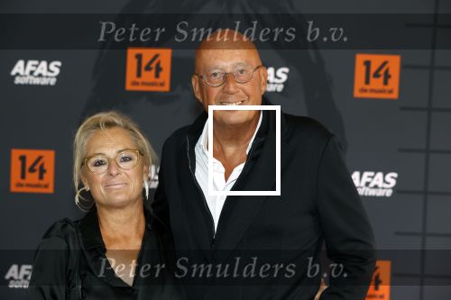 Leusden 25 september 2021
Premiere Nummer 14 ( Johan Cruijff ) in het AFAS Theater. daniel Dekker kwam met zijn vrouw