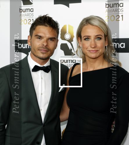 Amsterdam 20 september 2021
Buma awards in Bimhuis in Amsterdam.
Dionne Stax kwam met haar vriend Steven Jansen van Lucasandsteve mee. Lucas de Wert  was met zijn vrouw Evelien .