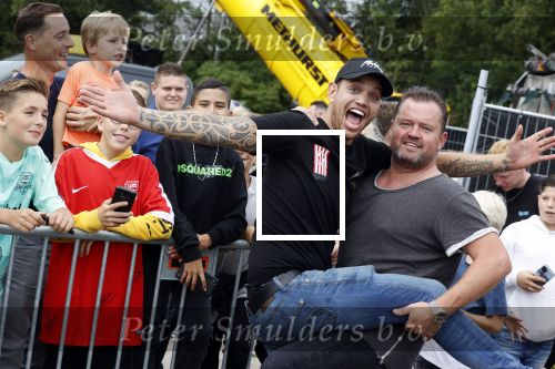 Oudewater 11 september 2021
Dutch Performante ( Chahid Charrak) maakt de grootste popcorn bak en komt in het Guissnessboek of records. Chahid en Frans Duijts