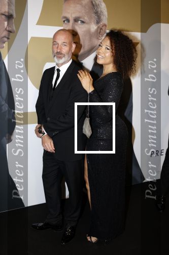 Amsterdam 28 september 2021
Premiere James Bond in Tuschinski. Eddy Zoey met vriendin