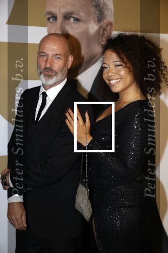 Amsterdam 28 september 2021
Premiere James Bond in Tuschinski. Eddy Zoey met vriendin