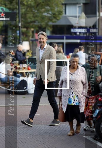 Amsterdam 16 september 2021
Feestje van Life after football in het holland casino.
Edwin v d Sar