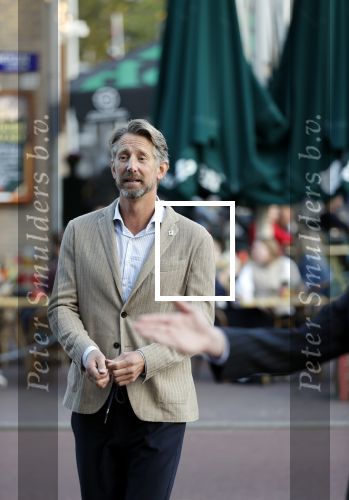 Amsterdam 16 september 2021
Feestje van Life after football in het holland casino.
Edwin v d Sar