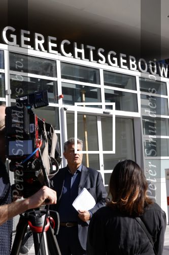 Utrecht 15 oktober 2021
Rechtszaak Emile Ratelband met zijn ex Moon in rechtbank van Utrecht .