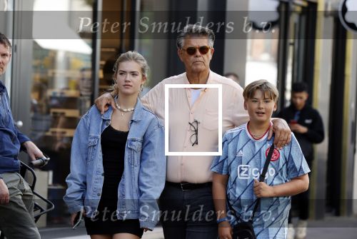Amsterdam 18 september 2021
Emile Ratelband met zijn kinderen Emilio en Royce op de PC Hooftstraat