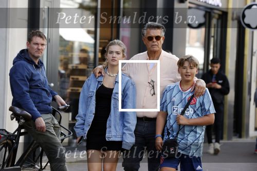 Amsterdam 18 september 2021
Emile Ratelband met zijn kinderen Emilio en Royce op de PC Hooftstraat