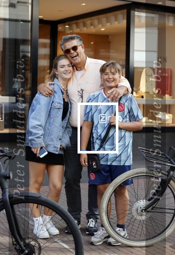 Amsterdam 18 september 2021
Emile Ratelband met zijn kinderen Emilio en Royce op de PC Hooftstraat