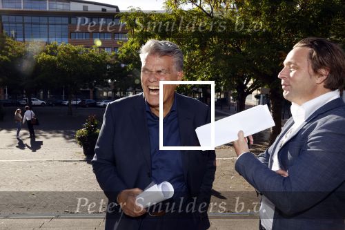 Utrecht 15 oktober 2021
Rechtszaak Emile Ratelband met zijn ex Moon in rechtbank van Utrecht . Emile met Matthijs Albers