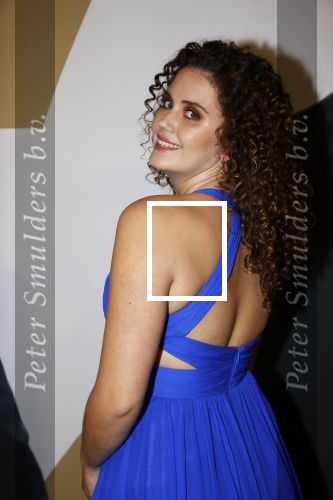 Amsterdam 28 september 2021
Premiere James Bond in Tuschinski. daphne Deckers kwam met haar dochter Emma Deckers