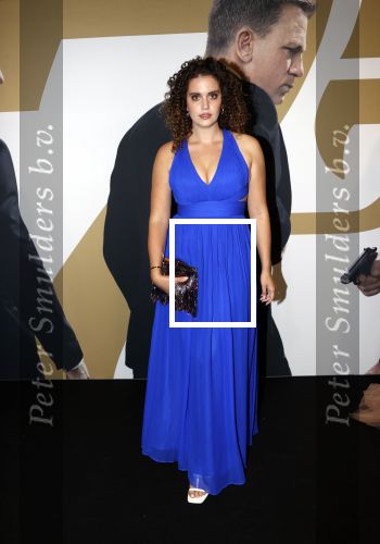 Amsterdam 28 september 2021
Premiere James Bond in Tuschinski. daphne Deckers kwam met haar dochter Emma Deckers
