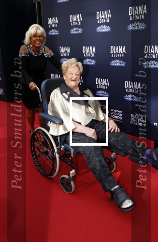 Amsterdam 12 september 2021
Premiere Diana en zonen in het deLaMar theater.
Erica Terpstra kwam in een rolstoel