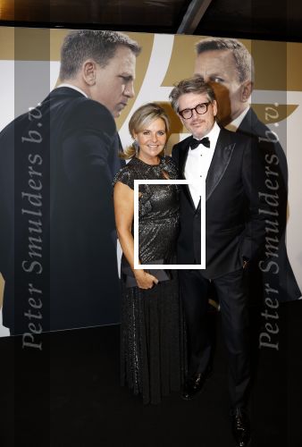 Amsterdam 28 september 2021
Premiere James Bond in Tuschinski. Erik de Zwart met zijn vrouw