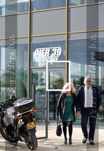 Almere 16 oktober 2021
De zoon van Ernst daniel Smid opent een restaurant in Almere . Het restaurant heet pier 39.
Ernst daniel kwam met zijn vriendin
