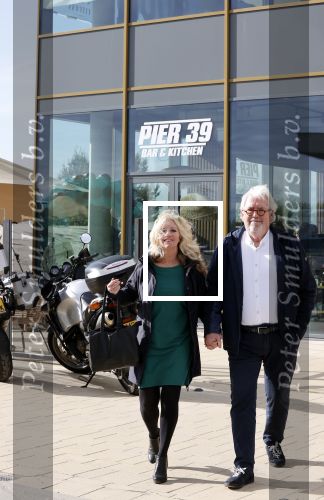 Almere 16 oktober 2021
De zoon van Ernst daniel Smid opent een restaurant in Almere . Het restaurant heet pier 39.
Ernst daniel kwam met zijn vriendin