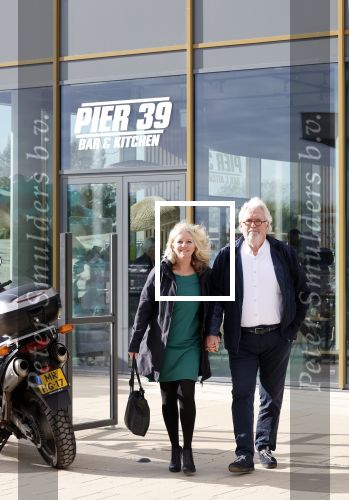 Almere 16 oktober 2021
De zoon van Ernst daniel Smid opent een restaurant in Almere . Het restaurant heet pier 39.
Ernst daniel kwam met zijn vriendin
