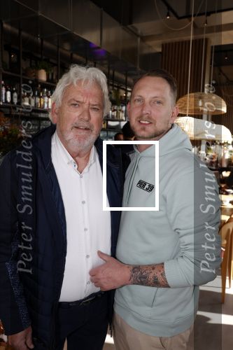 Almere 16 oktober 2021
De zoon van Ernst daniel Smid opent een restaurant in Almere . Het restaurant heet pier 39.
Ernst daniel kwam met zijn vriendin