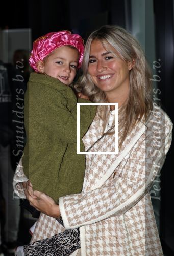 Amsterdam 3 oktober 2021
Premiere grote sinterklaasfilm in Pathe Noord.
Estavana Polman met dochter en moeder