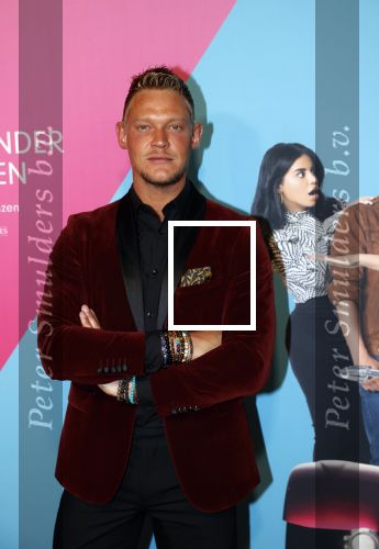 Amsterdam 11 oktober 2021
Premiere Liefde zonder grenzenin Tuschinski met in de hoofdrol Yolanthe Cabau v Kasbergen Jim Bakkum Soy Kroon Abbey Hoes  Hajo Bruins en Peggy Vrijens . Ferry Doedens kwam met Stephanie Tency