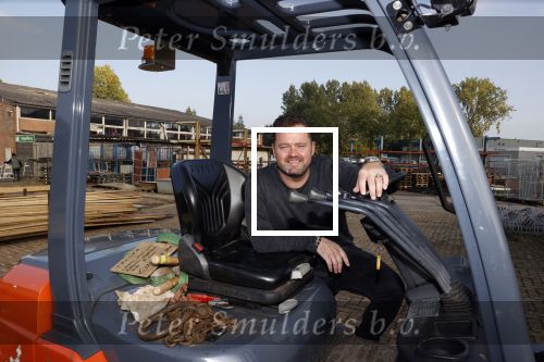 Tiel 9 oktober 2021
Frans Duijts heeft het familiebedrijf verkocht . Het was een slopers en staal bedrijf.
