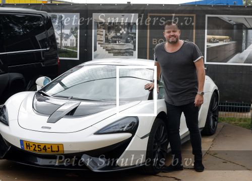 Oudewater 11 september 2021
Dutch Performante ( Chahid Charrak) maakt de grootste popcorn bak en komt in het Guissnessboek of records. Frans Duijts treedt op . Hij kwam met zijn Mc Claren