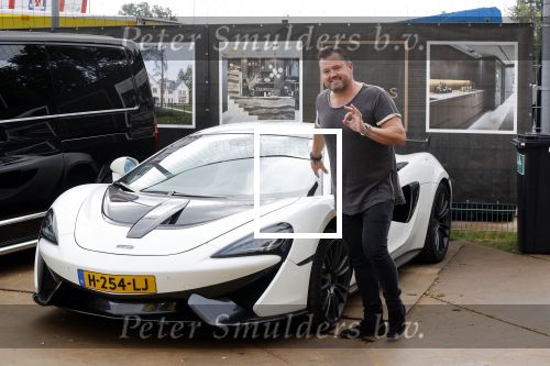 Oudewater 11 september 2021
Dutch Performante ( Chahid Charrak) maakt de grootste popcorn bak en komt in het Guissnessboek of records. Frans Duijts treedt op . Hij kwam met zijn Mc Claren