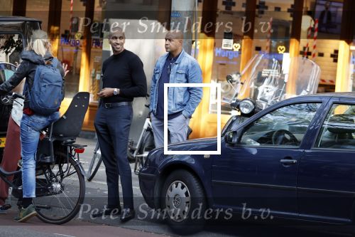 Amsterdam 4 september 2021
Gerald Roethof heeft een meisje aangereden die op de fiets reed . Het ongeluk gebeurde op de beethovenstraat. Daarna kwam zijn vriendin, Anna Sara Prins kwam naar hem toe.