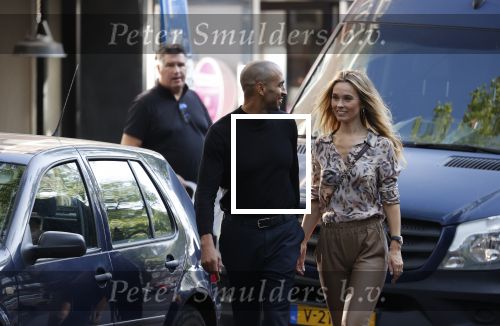 Amsterdam 4 september 2021
Gerald Roethof heeft een meisje aangereden die op de fiets reed . Het ongeluk gebeurde op de beethovenstraat. Daarna kwam zijn vriendin, Anna Sara Prins kwam naar hem toe.