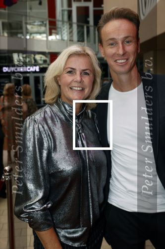 Hoofddorp 19 september 2021
Premiere van Barrie Stevens in de schouwburg van Hoofddorp. Gerard Cox