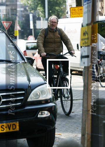 Amsterdam 20 september 2021
Gijs Scholten v Asschat op de fiets in Amsterdam zuid