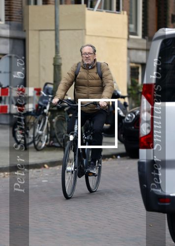 Amsterdam 20 september 2021
Gijs Scholten v Asschat op de fiets in Amsterdam zuid