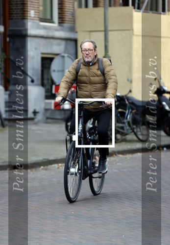 Amsterdam 20 september 2021
Gijs Scholten v Asschat op de fiets in Amsterdam zuid