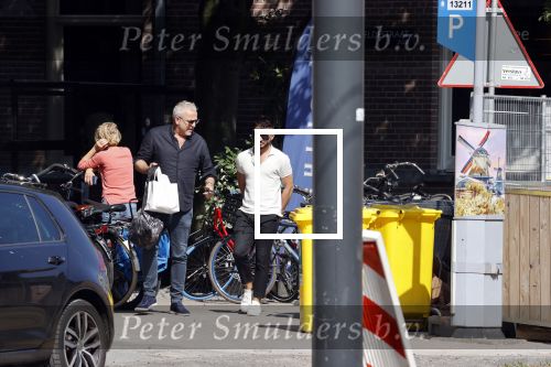 Amsterdam 3 augustus 2021
Gordon met zijn nieuwe vriend Jeffrey de Visser in Amsterdam zuid