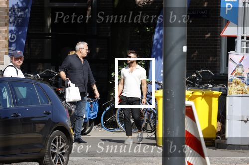 Amsterdam 3 augustus 2021
Gordon met zijn nieuwe vriend Jeffrey de Visser in Amsterdam zuid