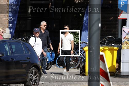 Amsterdam 3 augustus 2021
Gordon met zijn nieuwe vriend Jeffrey de Visser in Amsterdam zuid