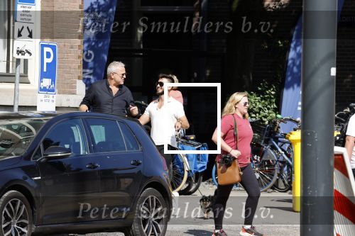 Amsterdam 3 augustus 2021
Gordon met zijn nieuwe vriend Jeffrey de Visser in Amsterdam zuid