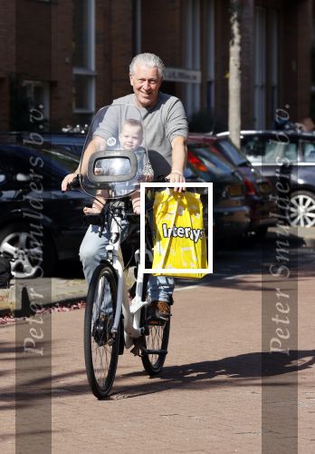 Amsterdam 22 september 2021
Hajo Bruins met zijn dochter Teddy Marie Keet op de fiets.