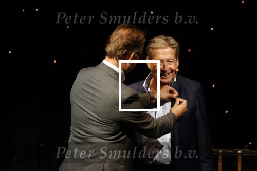 Utrecht 10 oktober 2021
Hans Kazan krijgt de Fred Kaps award.
Zijn vrouw Wendy en zoon Steven Kazan