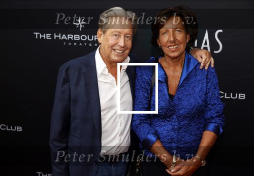 Amsterdam 26 september 2021
Premiere Las Vegas Show Hans Klok in the Harbour Club. Hans Kazan met zijn vrouw