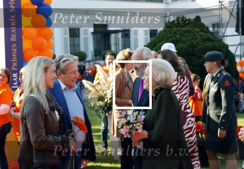 Soestdijk 9 oktober 2021
65 jaar prinses Beatrix spierenfonds op paleis Soestdijk.
Hans kazan kwam met zijn vrouw Wendy en hun dochter Lara met haar vriend .