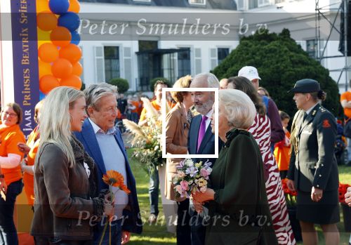 Soestdijk 9 oktober 2021
65 jaar prinses Beatrix spierenfonds op paleis Soestdijk.
Hans kazan kwam met zijn vrouw Wendy en hun dochter Lara met haar vriend .