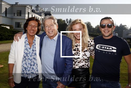 Soestdijk 9 oktober 2021
65 jaar prinses Beatrix spierenfonds op paleis Soestdijk.
Hans kazan kwam met zijn vrouw Wendy en hun dochter Lara met haar vriend .