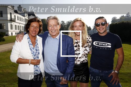 Soestdijk 9 oktober 2021
65 jaar prinses Beatrix spierenfonds op paleis Soestdijk.
Hans kazan kwam met zijn vrouw Wendy en hun dochter Lara met haar vriend .