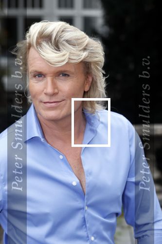 Amsterdam 2 september 2021
Aftrap van Stoptober bij Vondel CS.
Aanwezig Patricia PaaY Hans Klok Bill v Dijk  Louisa en Rowan en Patrick Martens .