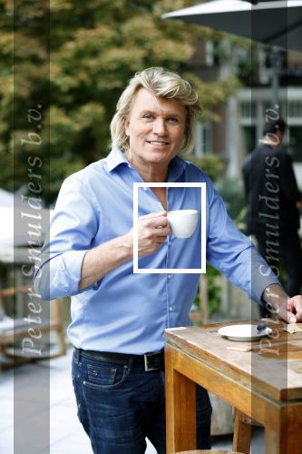 Amsterdam 2 september 2021
Aftrap van Stoptober bij Vondel CS.
Aanwezig Patricia PaaY Hans Klok Bill v Dijk  Louisa en Rowan en Patrick Martens .