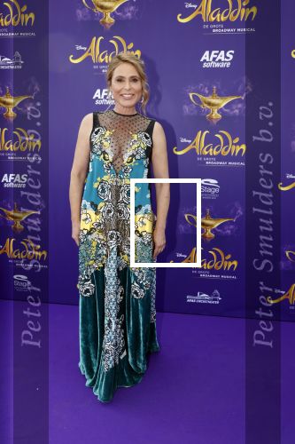 Scheveningen 26 september 2021
Premiere Aladdin in het circustheater.
Heleen v Royen met haar zwangere dochter en 2 bonus kleinkinderen