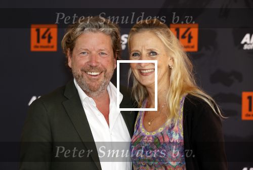 Leusden 25 september 2021
Premiere Nummer 14 ( Johan Cruijff ) in het AFAS Theater. Henkjan Smit met zijn vrouw
