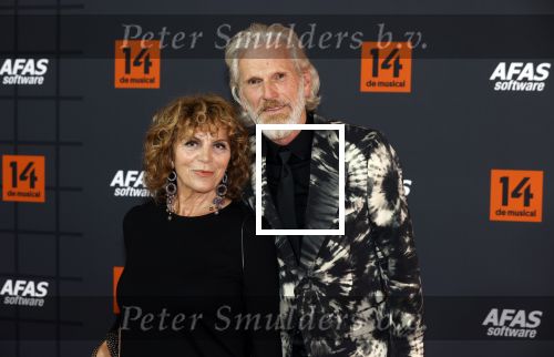 Leusden 25 september 2021
Premiere Nummer 14 ( Johan Cruijff ) in het AFAS Theater. Henriette Tol met man Rob Snoek